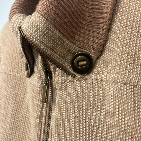 Green Tea medium neutral tan women’s knit zippered vest - Picture 8 of 10